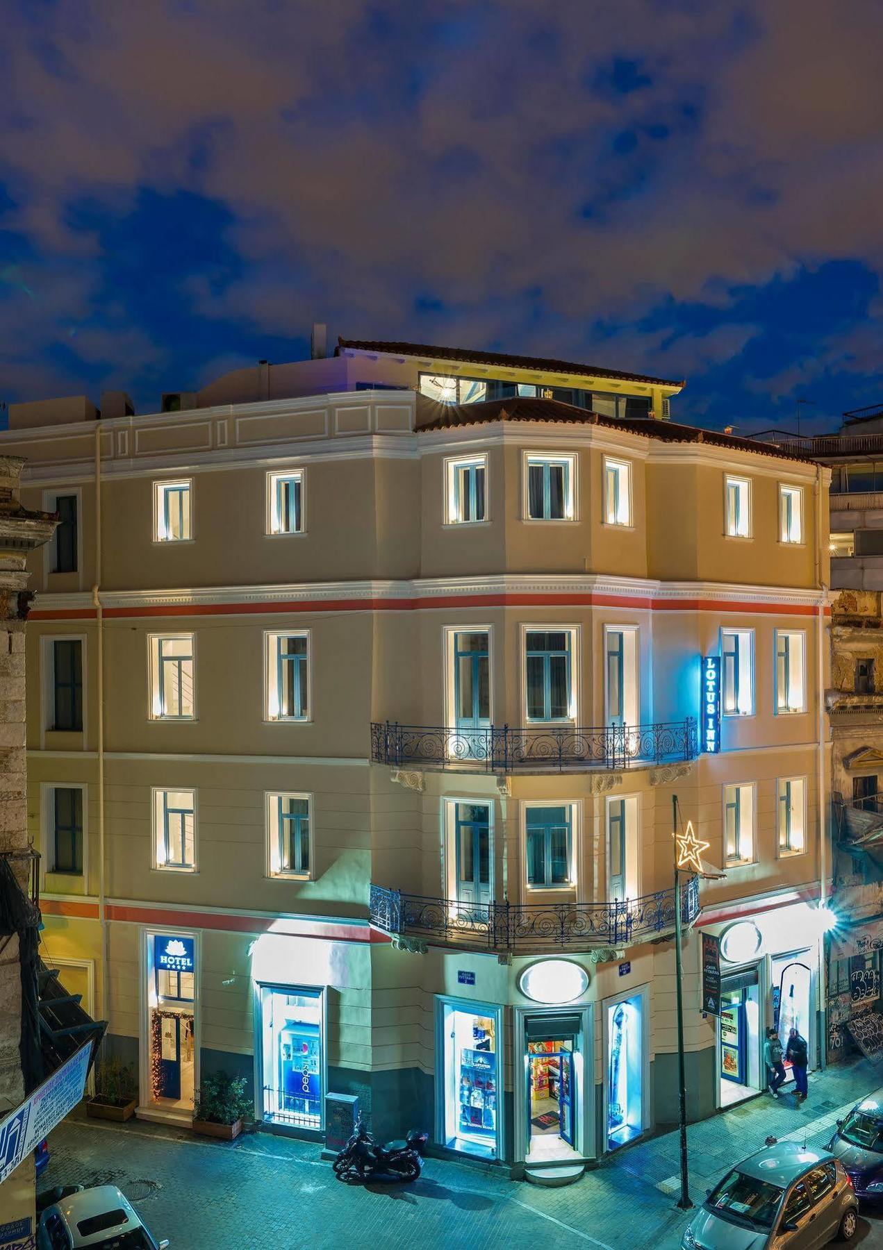 Lotus Hotel 4*